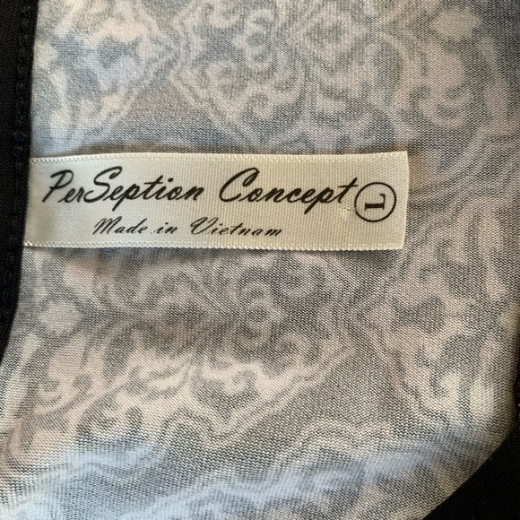 Perception Concept Blouse - Picture 3 of 7